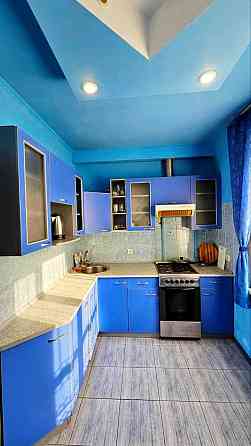 Аренда 3х комнатной квартиры с холлом 4 этаж Левый Берег 5 МКР Кам`янське (Запорізька обл.)