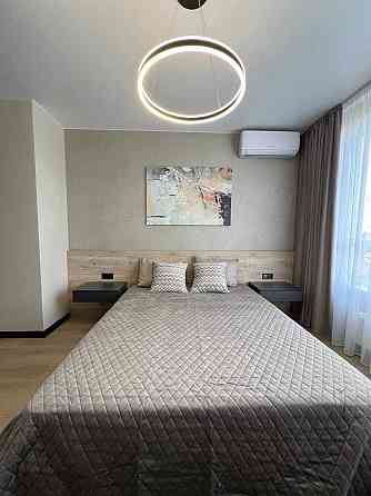 Довгостроково затишна 2К квартира за адресою Живописна 3 Київ