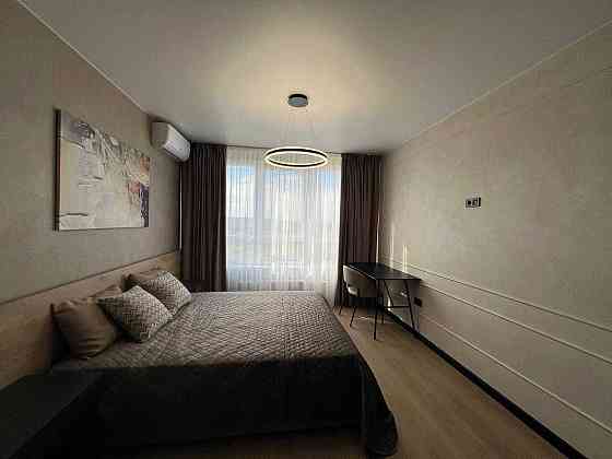 Довгостроково затишна 2К квартира за адресою Живописна 3 Київ