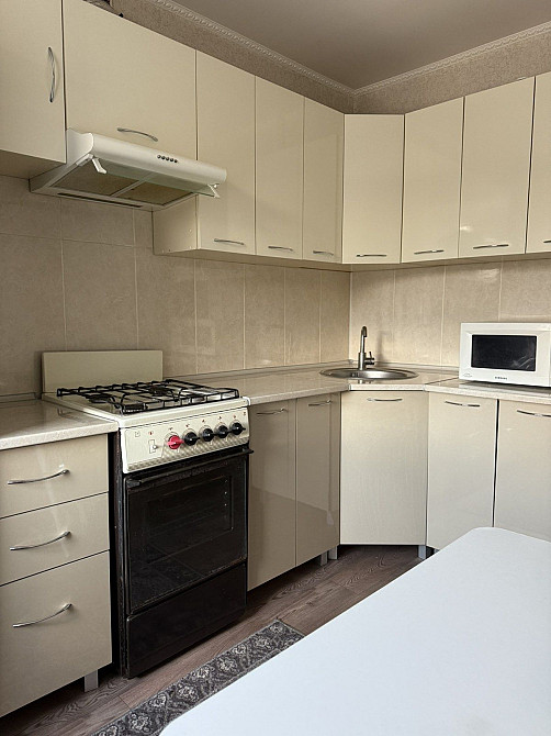 Оренда однокімнокімнатної на Металургів Сумы - изображение 1