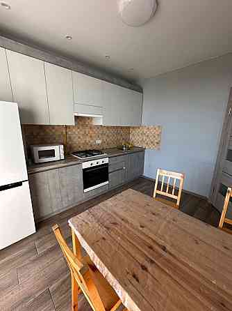 Оренда двокімнатна (2-к) вже вільна Івано-Франківськ