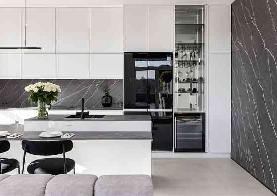 Квартира з шикарною видовою терасою Киев