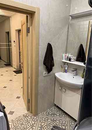 Продаю однокімнатну квартиру, метро Чернігівська, вул. Хоткевича, 8 Киев