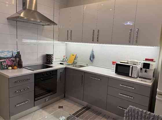 Продаю однокімнатну квартиру, метро Чернігівська, вул. Хоткевича, 8 Киев