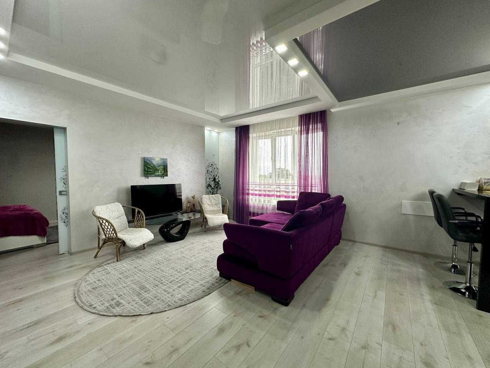 Шикарна  двокімнатна квартира !! Район Грабник!! Рівне - зображення 4