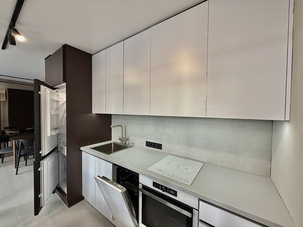 Однокімнатна простора квартира з новим ремонтом Львов - изображение 2