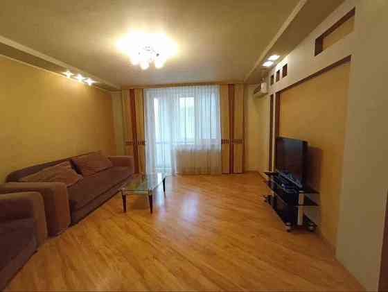 Продам огромную 2-х к.кв. ЖК Вернадского! Ремонт . Мебель Харьков