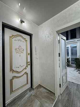 Продається 3-х кімнатна квартира по вул. Головна Черновцы