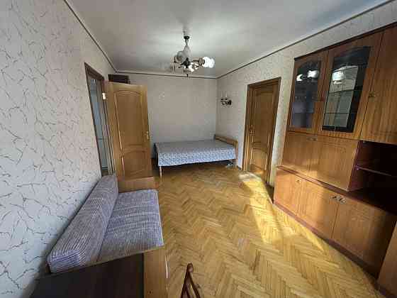 Здам1кв індустріальний міст трамвай метро вокзальнаКПІ почайнаНАУ Київ