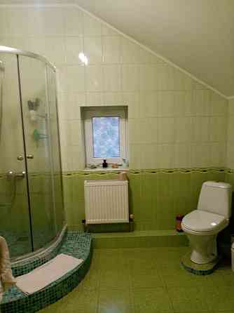 Дім Червоний хутір недалеко від Маршала та Перлинного кварталу Одесса