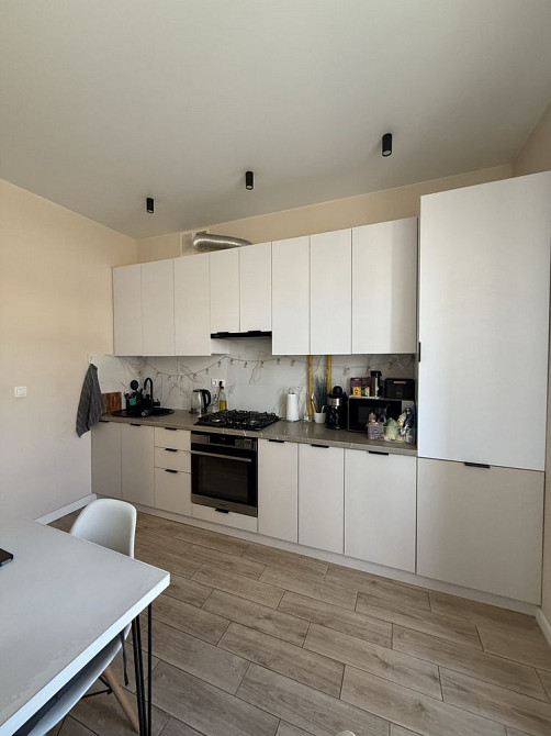 1 квартира тлехаса новий район Ужгород - зображення 2