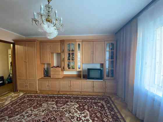 2кімн квартира Драгоманова, є газ Київ