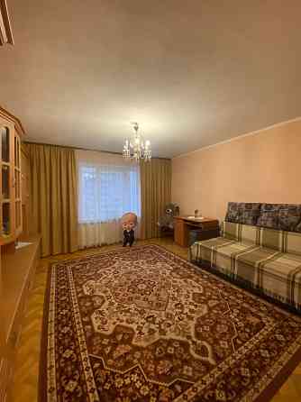 2кімн квартира Драгоманова, є газ Київ