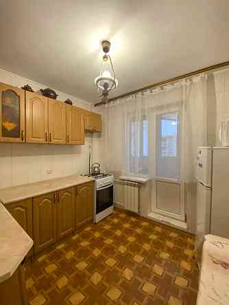 2кімн квартира Драгоманова, є газ Київ