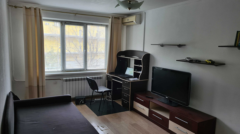 Однокімнатна квартира 3 хв до м. Мінська. Без комісії Киев - изображение 1