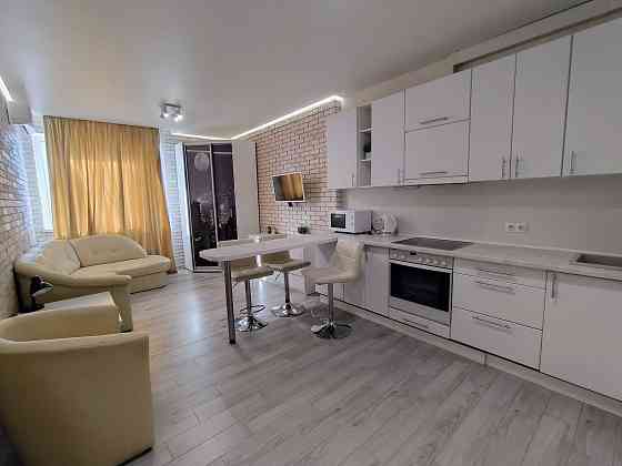 1к Квартира  поруч метро Теремки, ТРЦ Республіка, Теремківська 3а! Київ