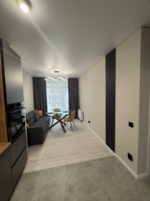 Продається 1,5 кім кв у ЖК Б4 Ужгород - зображення 1