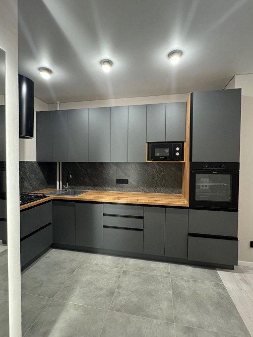 Продається 1,5 кім кв у ЖК Б4 Ужгород - зображення 2