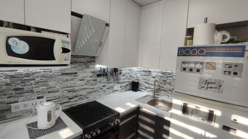 Продам 2 ком. квартиру Основянский район Харьков - изображение 1