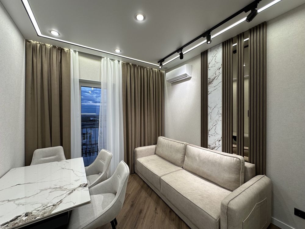 Красивая 2к в Кадор сити на Краснова Одесса - изображение 1