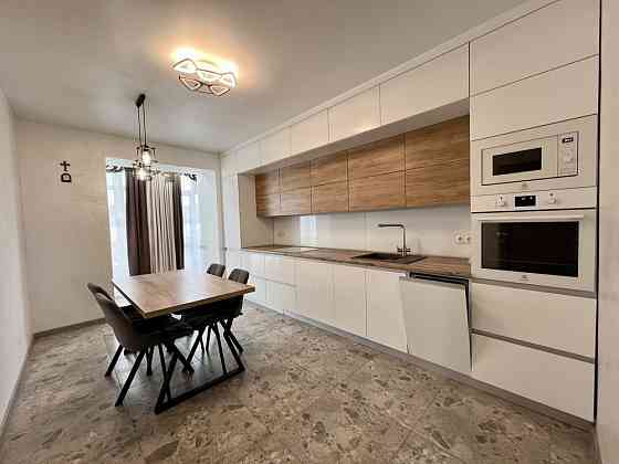 Перша здача! Оренда 2 кім 70м на 6 пов в самому центрі вул. Мельника Івано-Франківськ