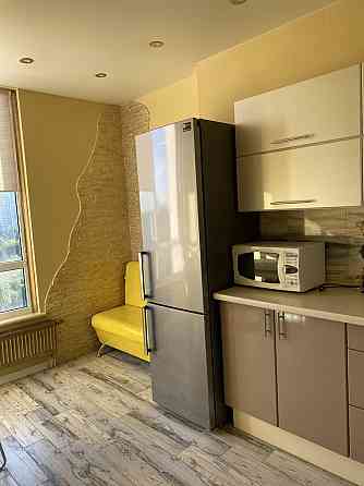 Оренда 1 к Донця М. 2а, Мамаєва Слобода ,євроремонт Київ