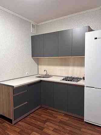 Сдам красиву 1-кім.Кв.(РЕМОНТ, Всі меблі. Техніка) 2этаж Рн ЦЕНТР/ЦУМ Чернигов