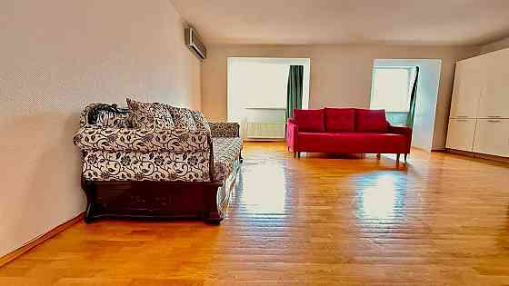 Здається видова квартира біля ТРЦ «Любава» з автономним опаленням Черкаси