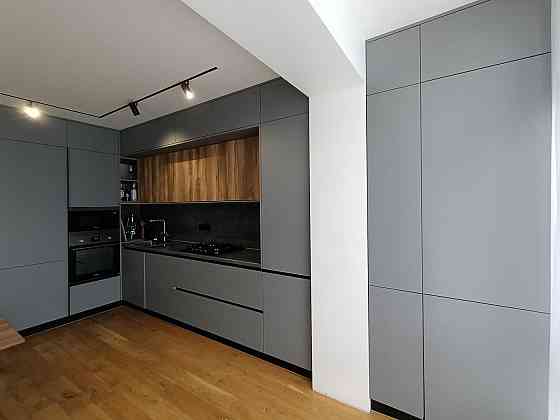 Продаю 3 кім. квартиру  Містечко Центральне (центр)/ Торг Ивано-Франковск