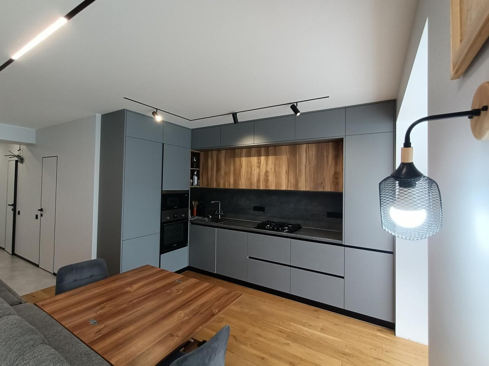 Продаю 3 кім. квартиру  Містечко Центральне (центр)/ Торг Ивано-Франковск - изображение 1