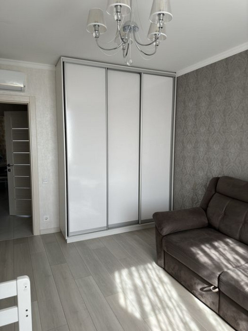 Простора 1 к квартира з РЕМОНТОМ м.Буча Буча - зображення 1