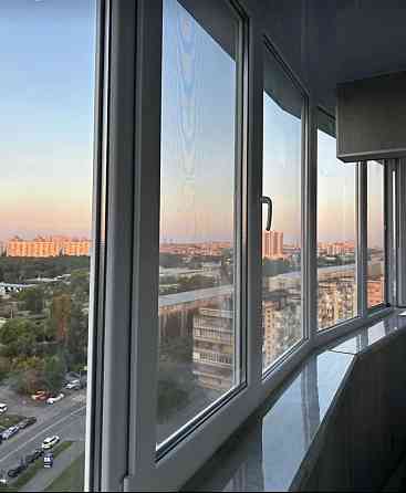 2к видова з ремонтом вул. Пантелеймона Куліша, метро Лівобережна Киев