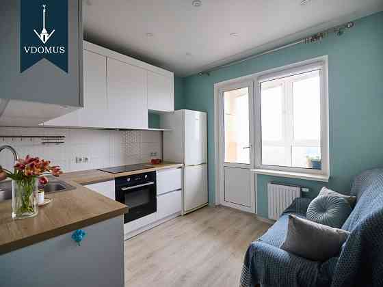 Яка гарненька! Низький поверх / купуй хоч сьогодні Осокорки Патріотика Киев