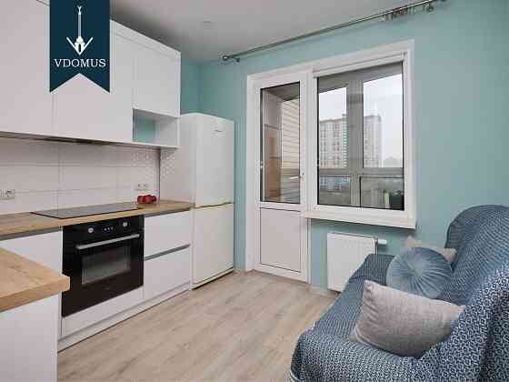 Яка гарненька! Низький поверх / купуй хоч сьогодні Осокорки Патріотика Киев