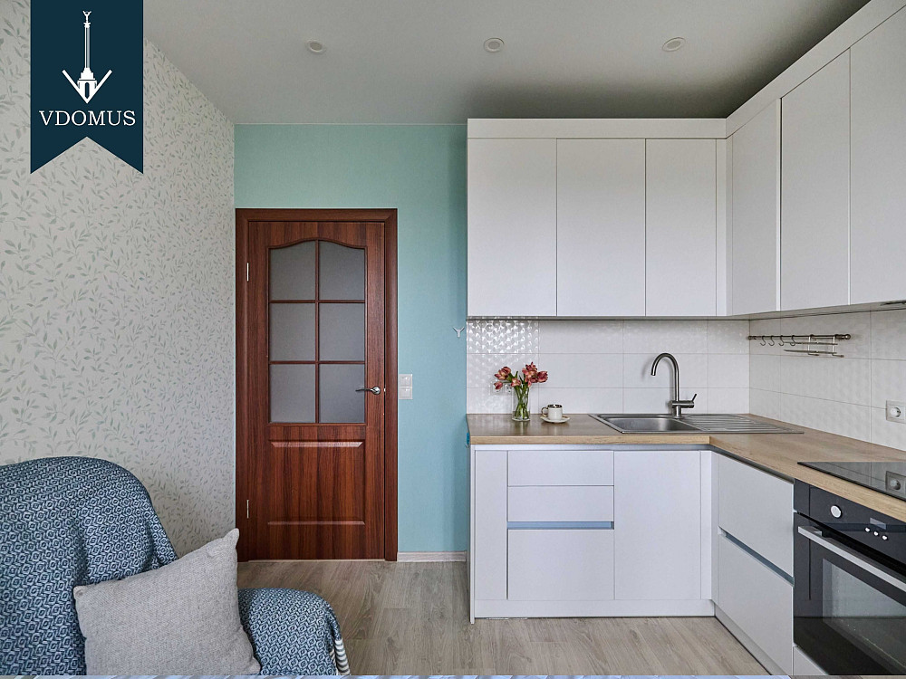 Яка гарненька! Низький поверх / купуй хоч сьогодні Осокорки Патріотика Киев - изображение 2