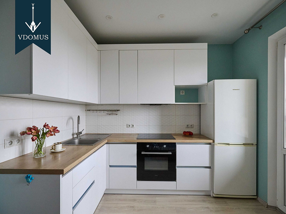 Яка гарненька! Низький поверх / купуй хоч сьогодні Осокорки Патріотика Киев - изображение 1