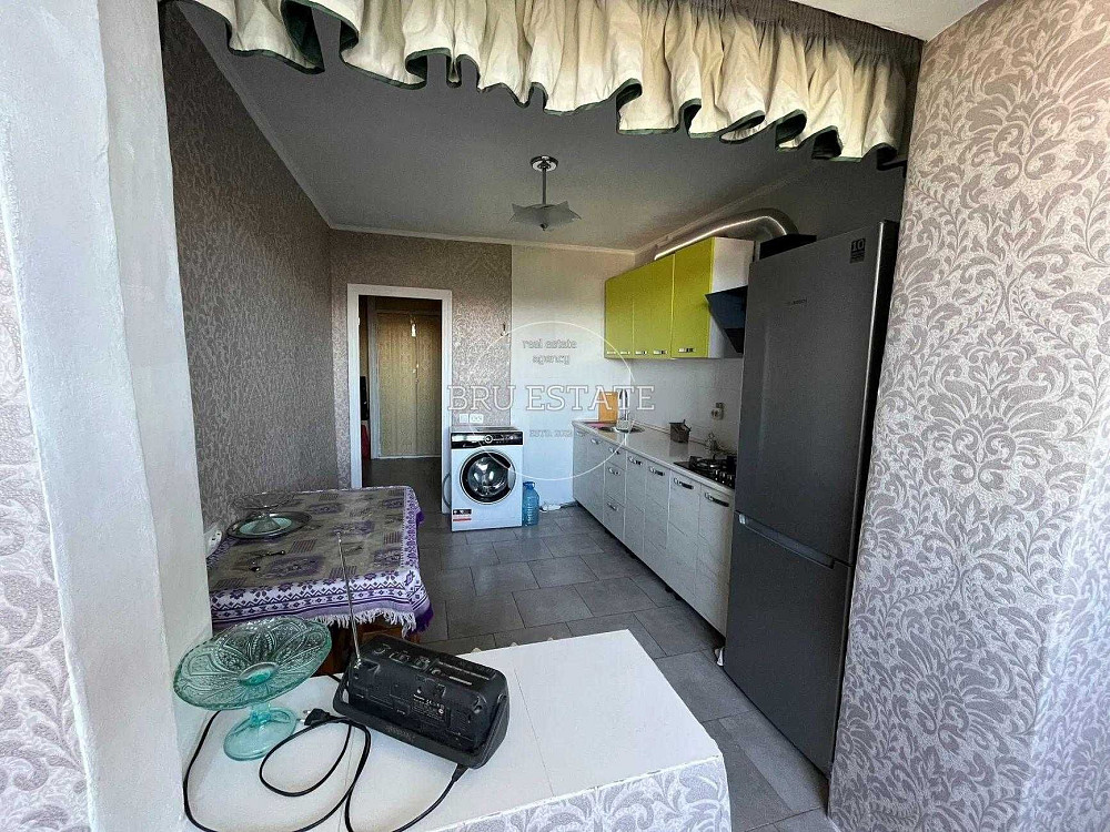 Продаж 2к Троєщина Вигурівський б-р Київ - зображення 2