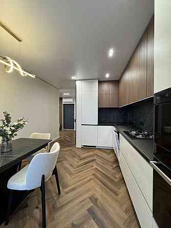 Стильна двокімнатна ЖК Фемелі Плаза Ивано-Франковск