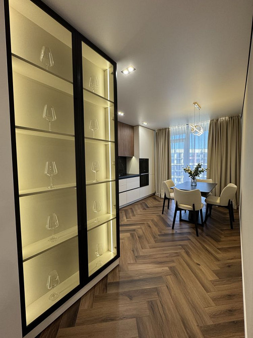 Стильна двокімнатна ЖК Фемелі Плаза Ивано-Франковск - изображение 5