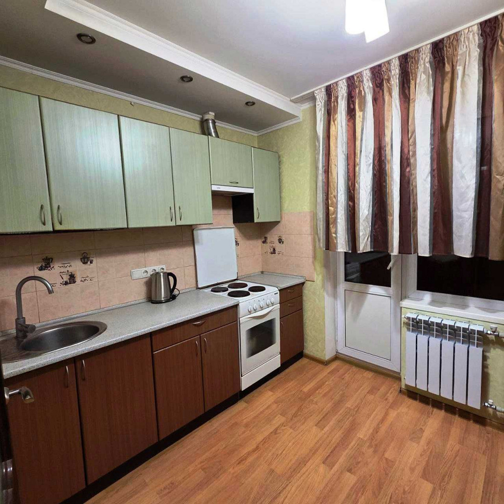 2 Поверх. Оренда 2к квартири вул. Ужвій Киев - изображение 1