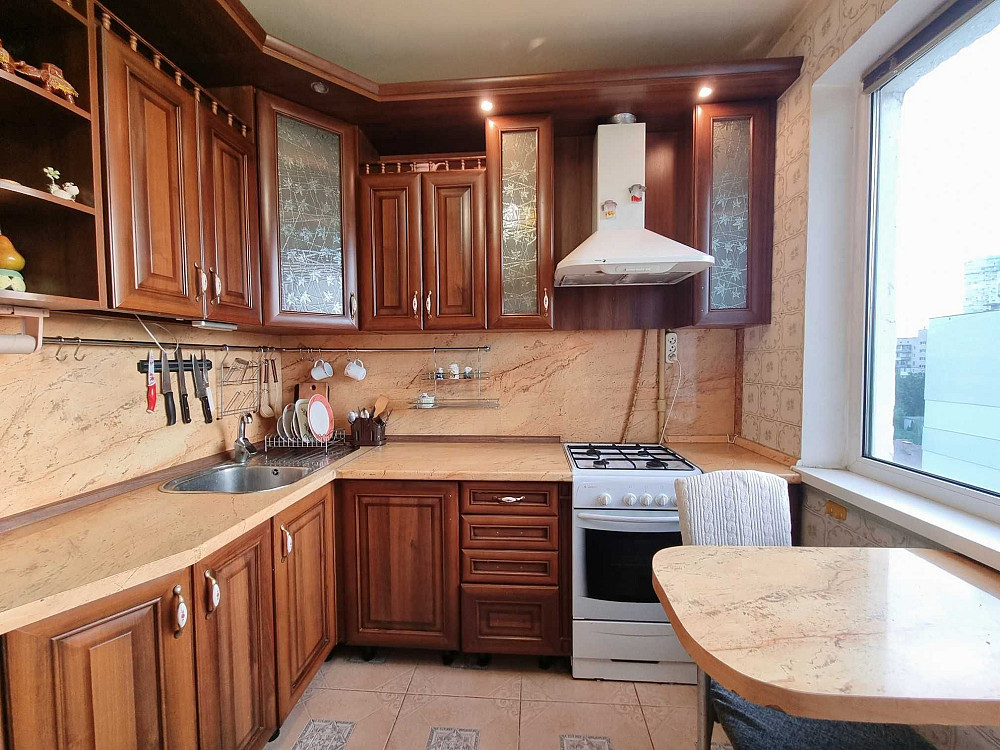 Оренда затишної двокіматної квартири 56m2 з газом |м| Дорогожичі Київ - зображення 1