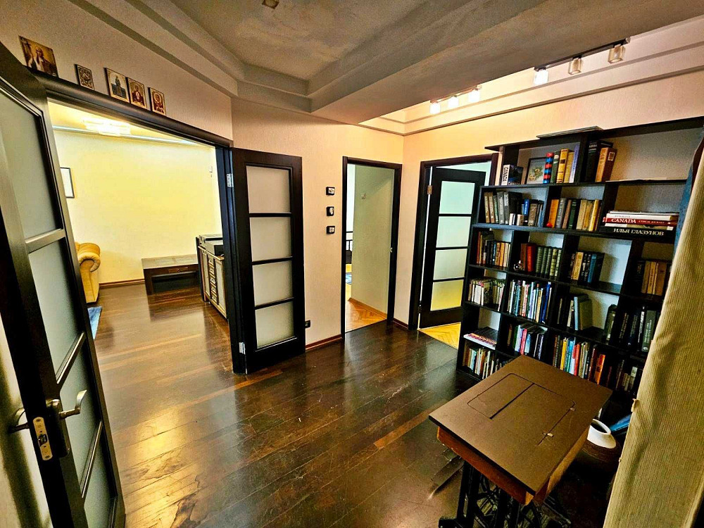 Центр, вул. Гоголівська, 36-40. Трикімнатна квартира з краєвидом Київ - зображення 3