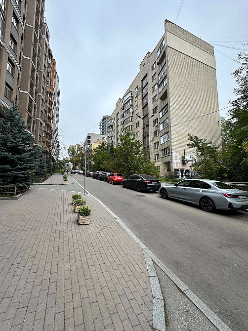 Центр, вул. Гоголівська, 36-40. Трикімнатна квартира з краєвидом Київ - зображення 1