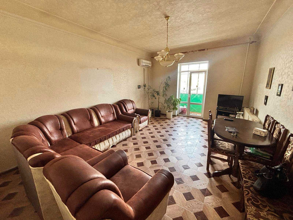 Продается 3-х комнатная квартира возле центрального рынка Слов`янськ - зображення 1