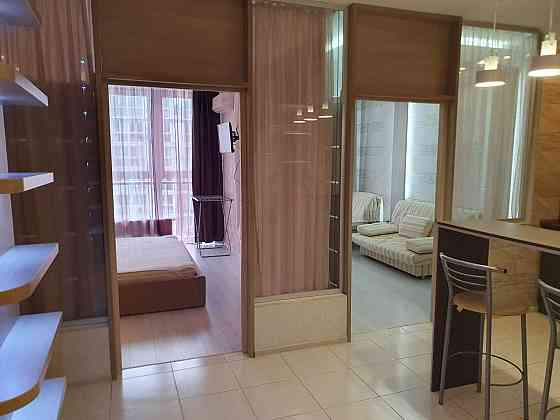 Позняки, вул. Драгоманова, 2-а, приваблива 2-кімнатна квартира. Киев