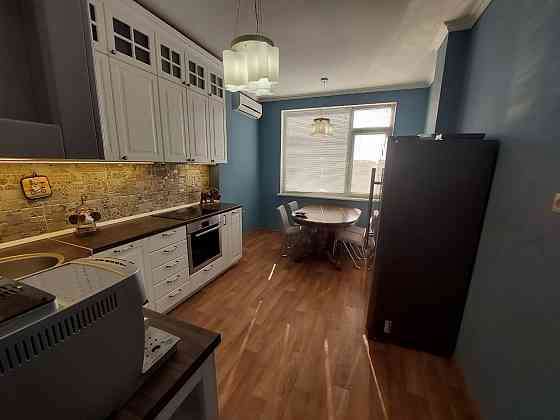 Продам 3-х комнатную квартиру с ремонтом в новом доме Одесса