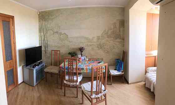 Продается просторная квартира на Черемушках Одесса