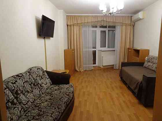 Кубанской Украины, 1к отличная квартира, евроремонт, метро Лесная Київ