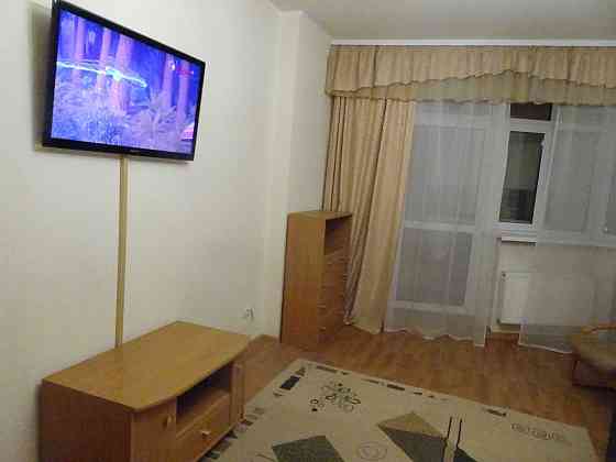 Кубанской Украины, 1к отличная квартира, евроремонт, метро Лесная Київ