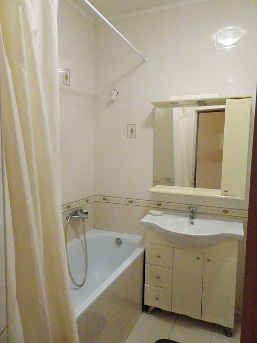 Кубанской Украины, 1к отличная квартира, евроремонт, метро Лесная Київ - зображення 7